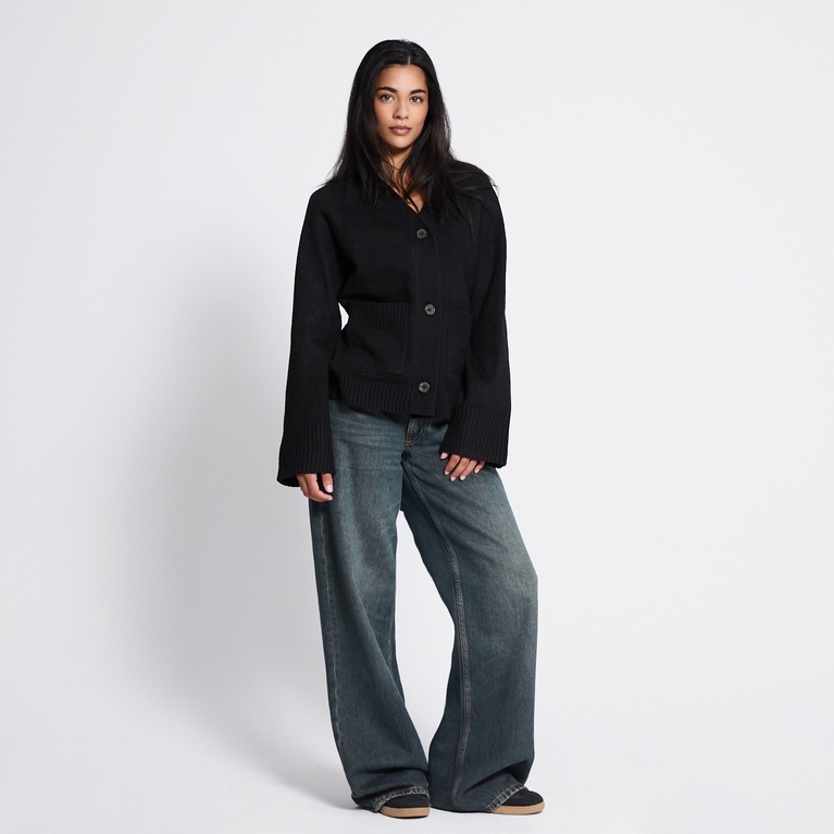 Fitted cardigan "Sabrina" Black